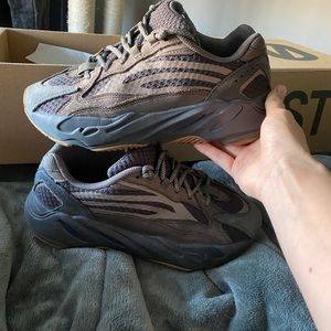Yeezy 700 geode, only worn a couple times